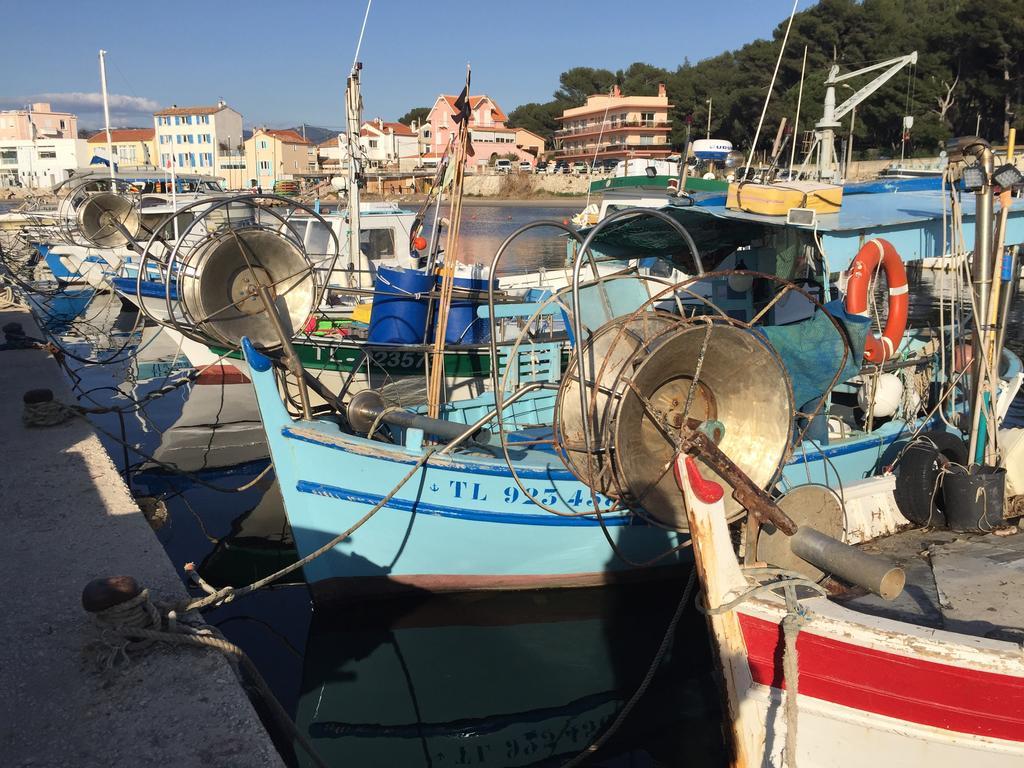 Entre Mer Et Mer ラ・セーヌ・シュル・メール エクステリア 写真